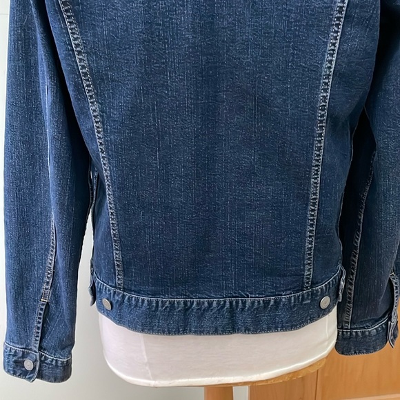 Uniqlo NWOT Dark Blue Denim Jacket, Size M - Picture 9 of 12